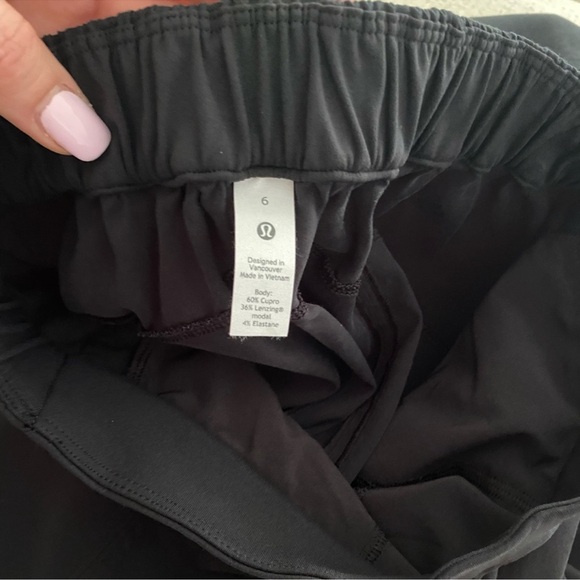 Lululemon Metropolis Maven HR Crop, 6 - Picture 5 of 7